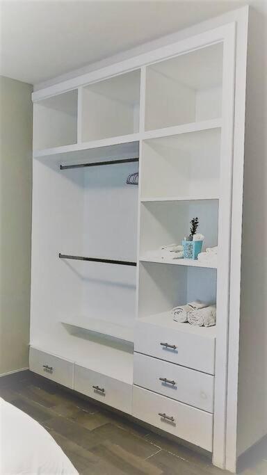Lovely 1 Bedroom Apartment W/Private Parking Енсенада Екстериор снимка